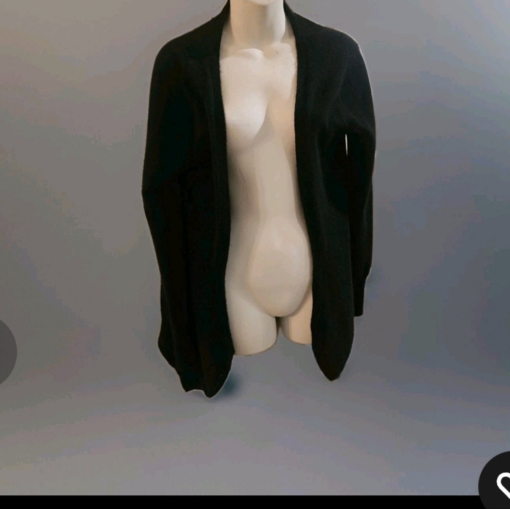 Sutton Studio Cashmere Cardigan